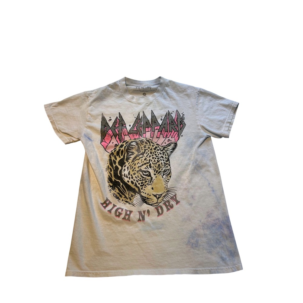 Def Leppard High N Dry Leopard Graphic Tee XS Acid Wash Rock Band Shirt
